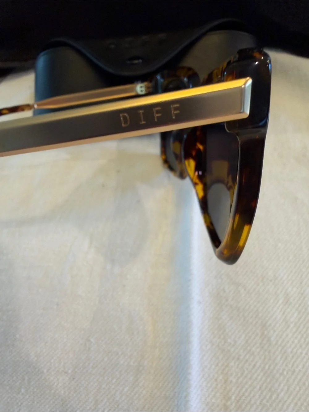 DIFF Bella Polarized Tortoiseshell Square Sunglasses - Brown Lenses